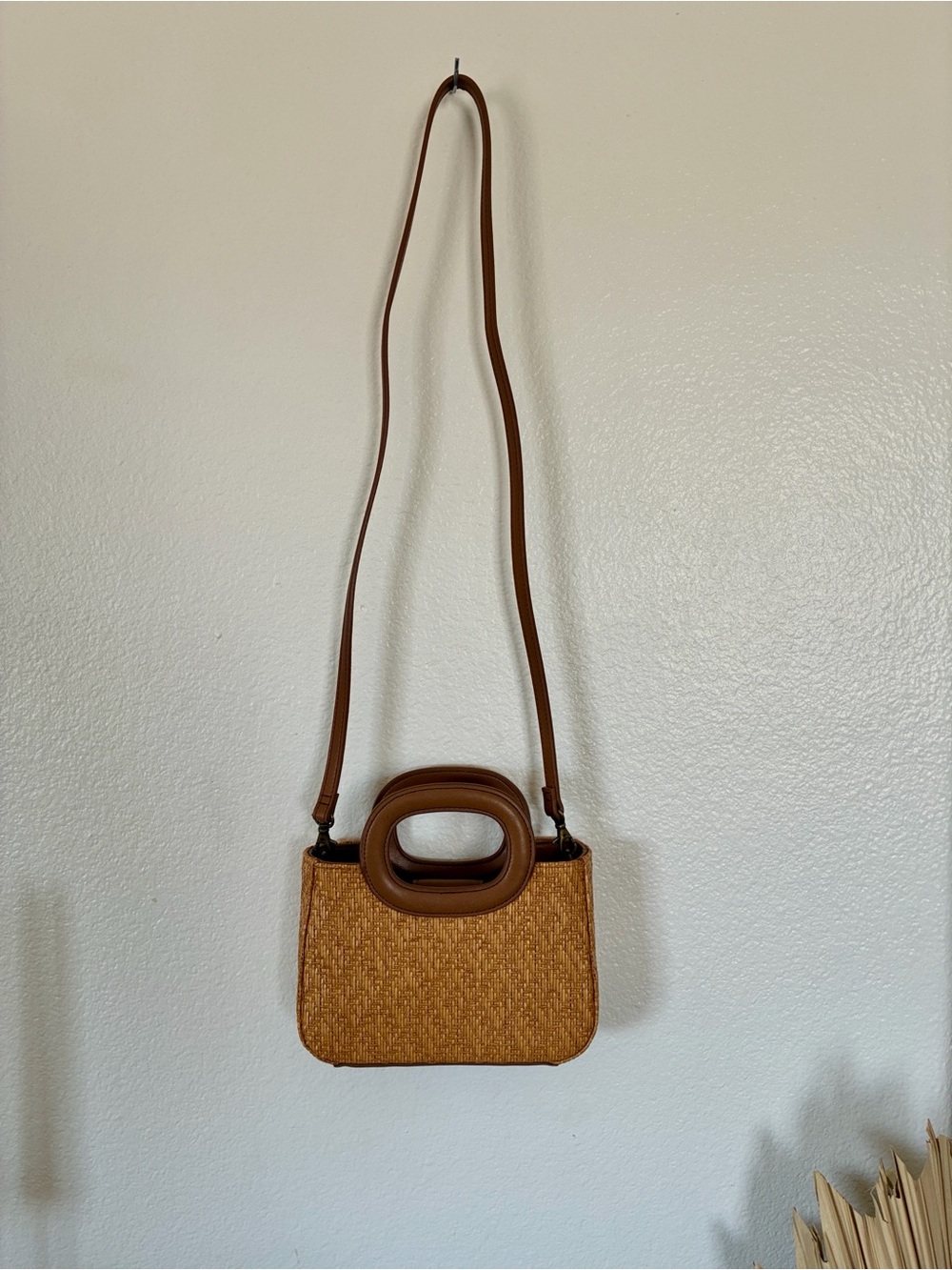 Fossil Brown Straw/Wicker Crossbody